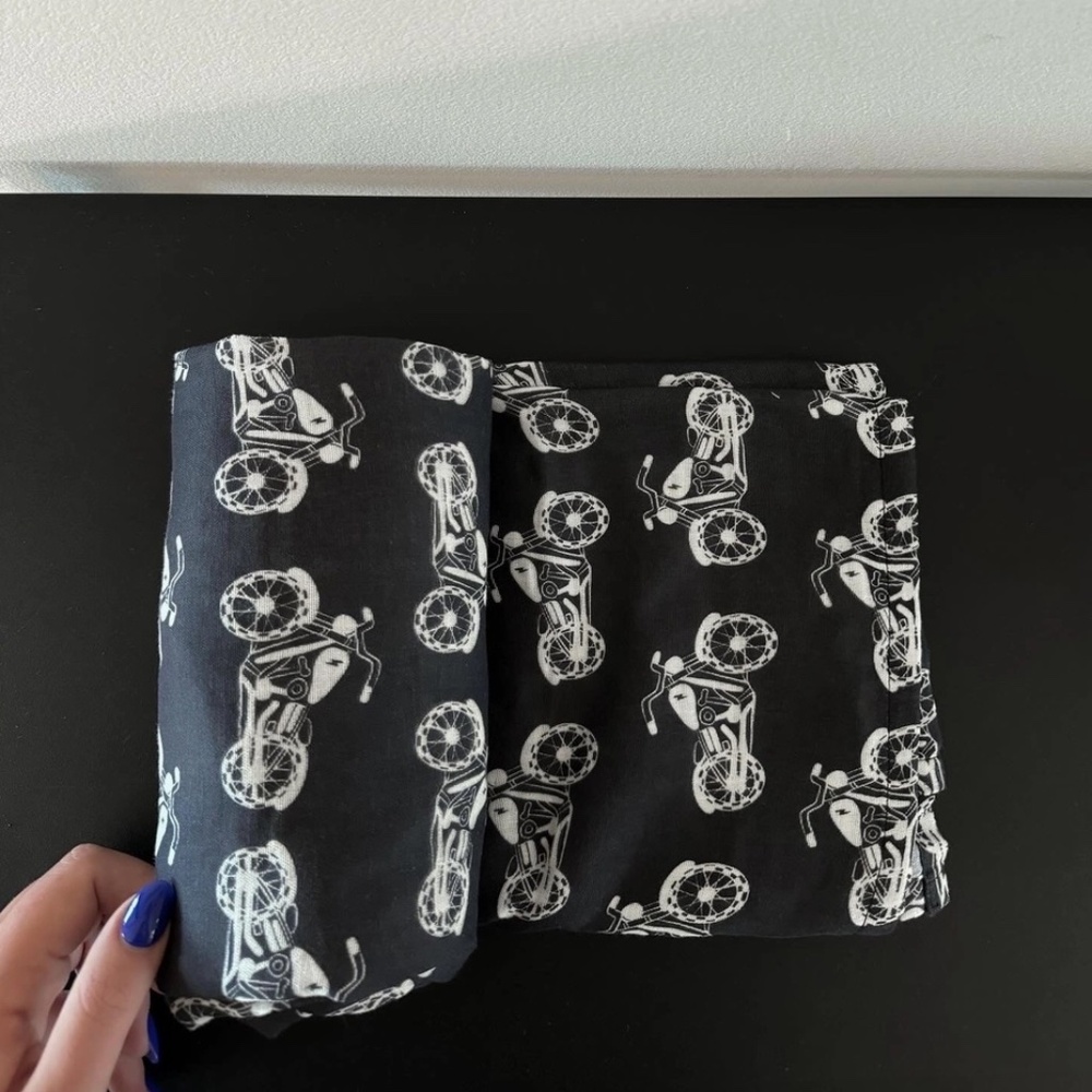 COPY - COPY - Motorcycle | Black Muslin Blanket